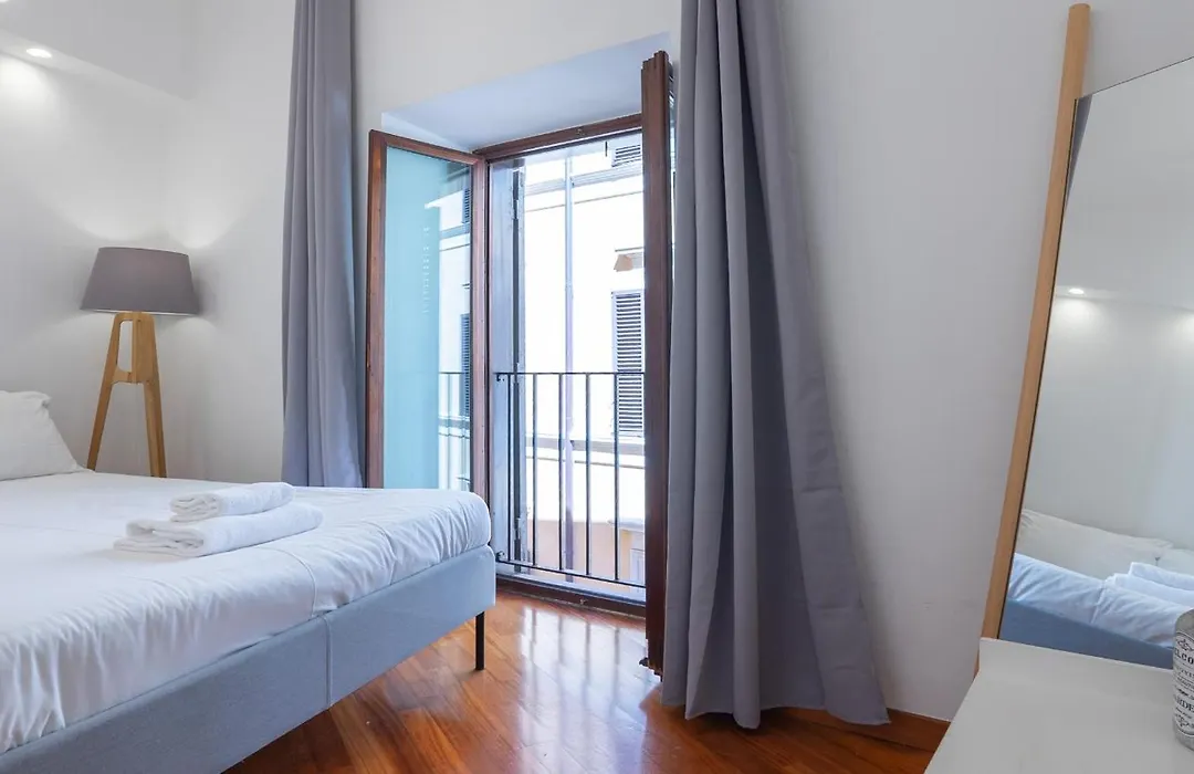 Easytopstay - Piazza Navona Elegant Apartment-1