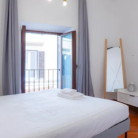 Easytopstay - Piazza Navona Elegant Apartment-3